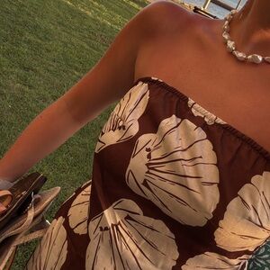 Brown seashell mini strapless dress!